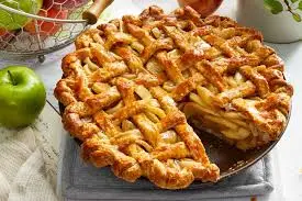 Classic Apple Pie Recipe: A Cozy Dessert for Any Occasion